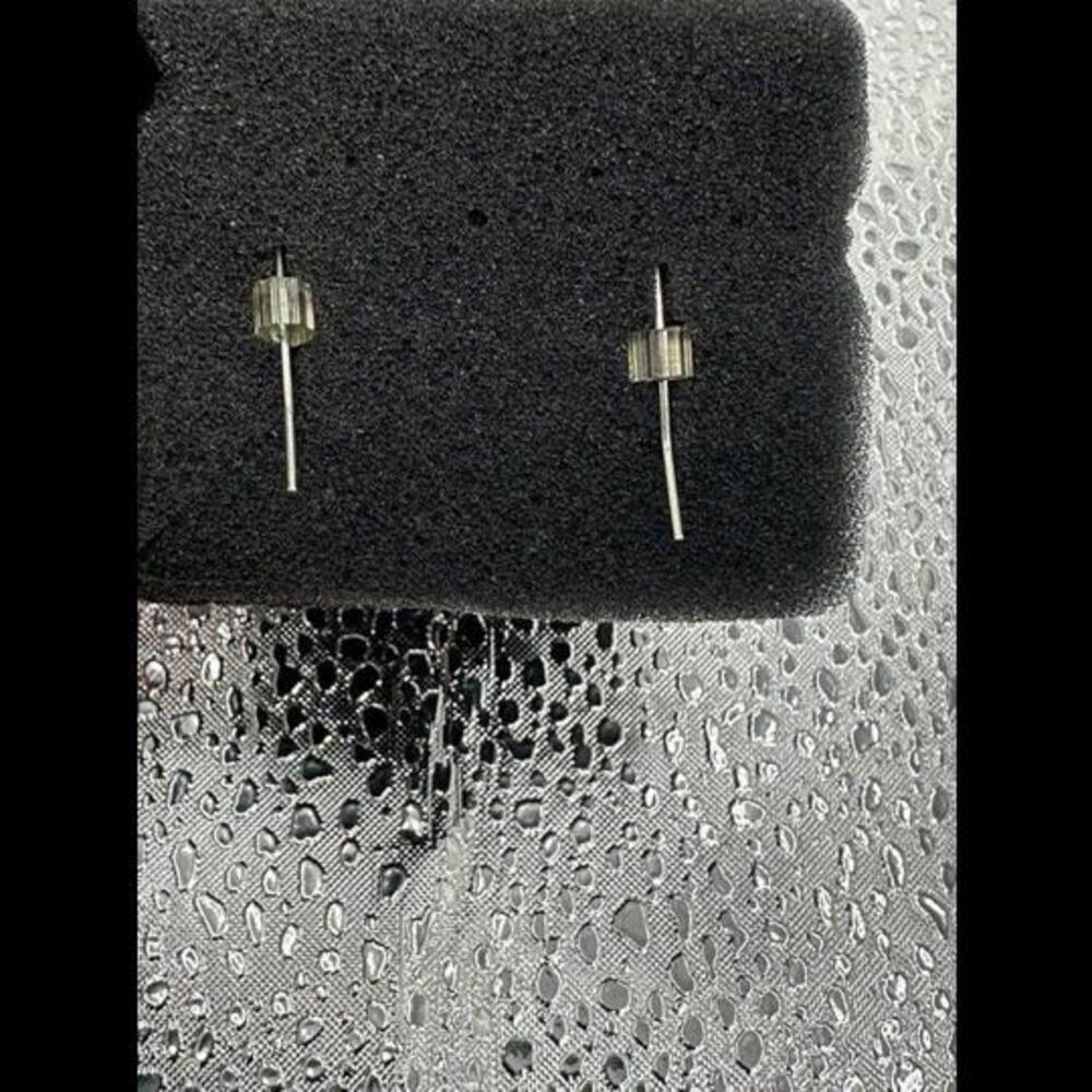 Earrings - Picture 2 of 2